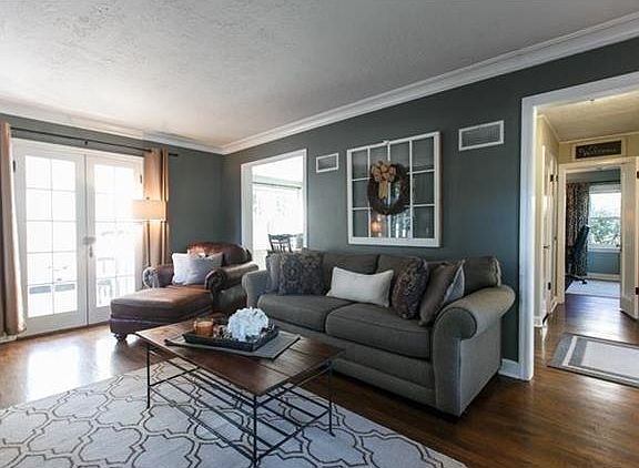 3rd image of 2723 W 51st St