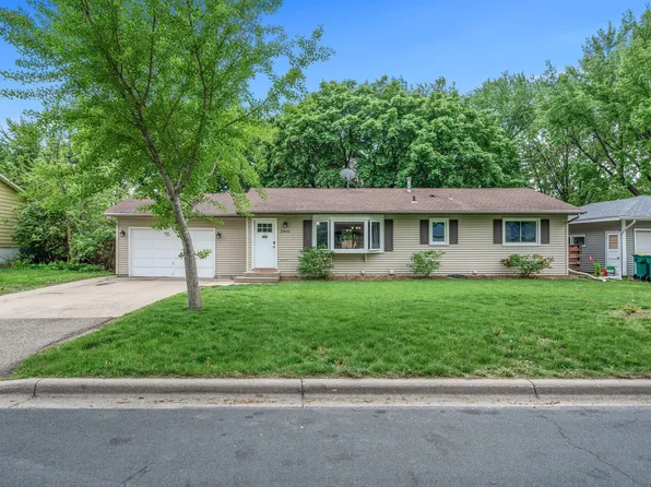 2046 Jade Ln, Eagan, MN 55122