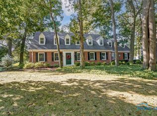 51 Back Bay Rd, Bowling Green, OH 43402