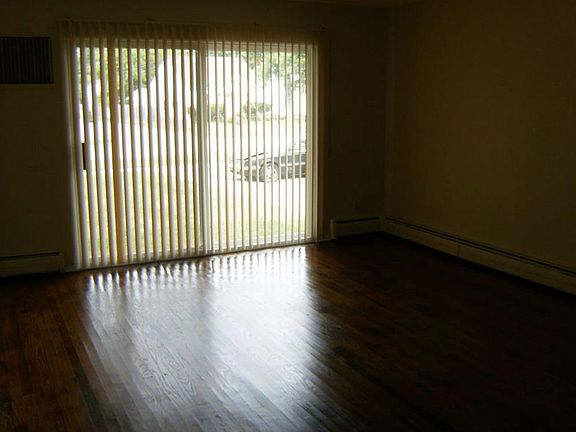 living room doorwall