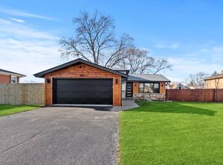 10324 S 81st Ave, Palos Hills, IL
