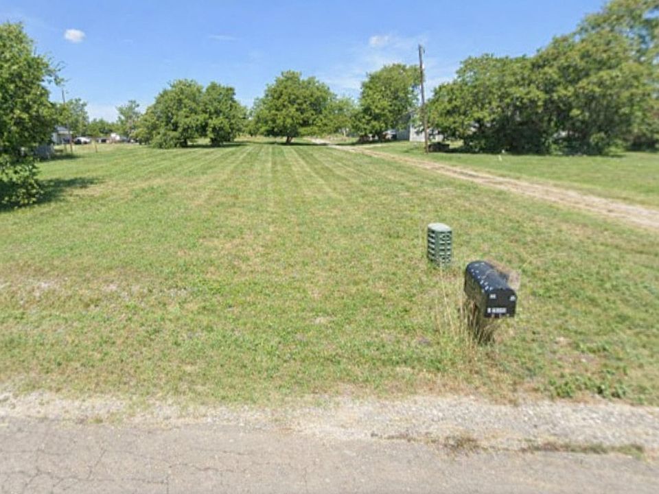 1st image of S 3rd St