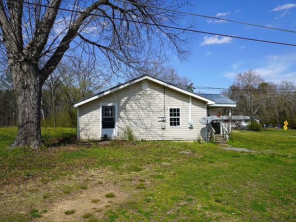 2nd image of 467 Cashtown Loop Rd