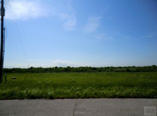 3737 Marble St, Pt Bolivar, TX 77650