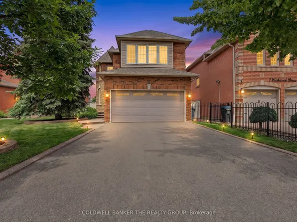 3 Creekwood Dr, Brampton, ON L7A 1G6