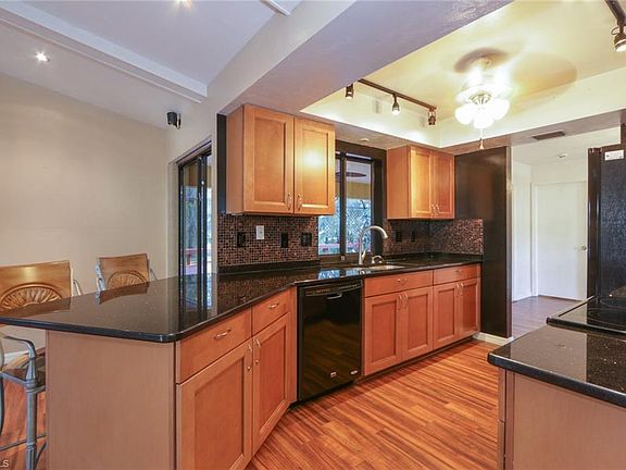 3rd image of 641 Astarias Cir