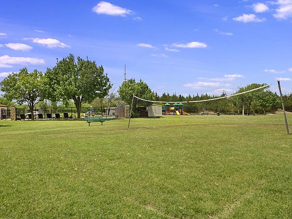 4th image of 1601 E Fm 1417