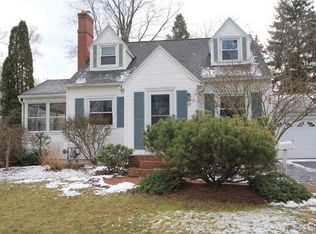 49 Brooklea Dr, Rochester, NY 14624