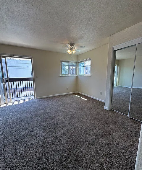 815 Liverpool Ct #C — Photo 3