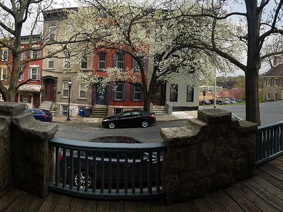 5th Street view from building main entrance