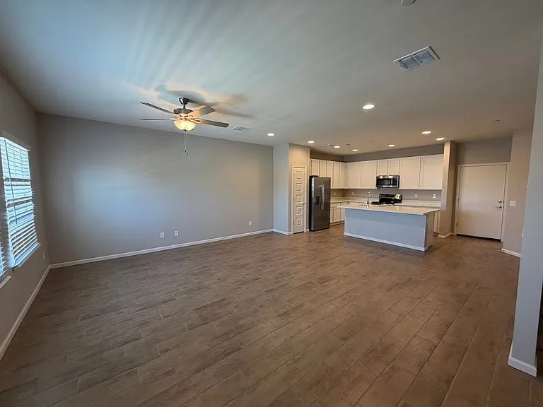 733 E Commonwealth Ave #7 — Photo 6