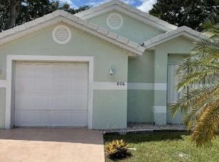 806 Bracken Ter NE, Palm Bay, FL 32905