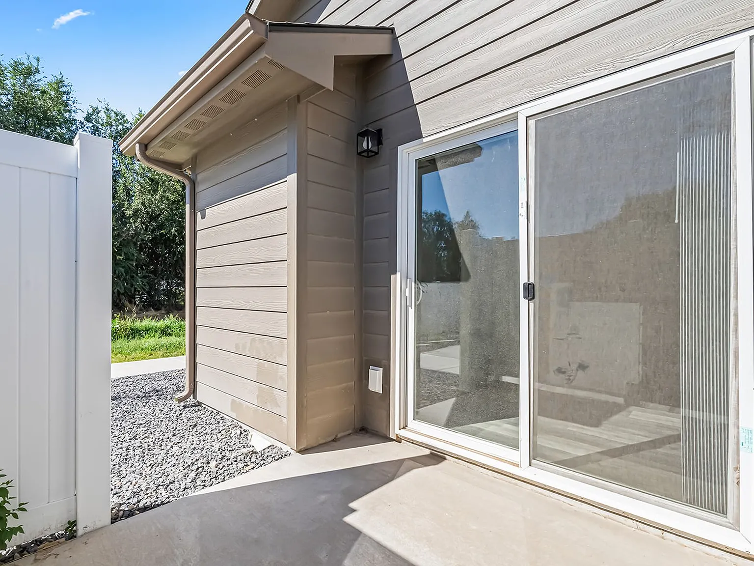 Midway Townhomes — Photo 4