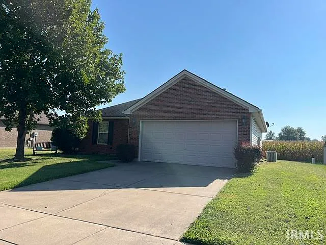 5685 River Walk Cir