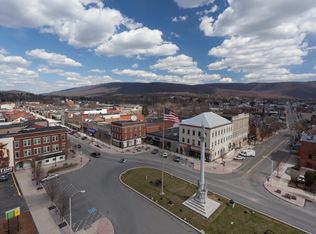 13 E Market St APT A, Lewistown, PA 17044