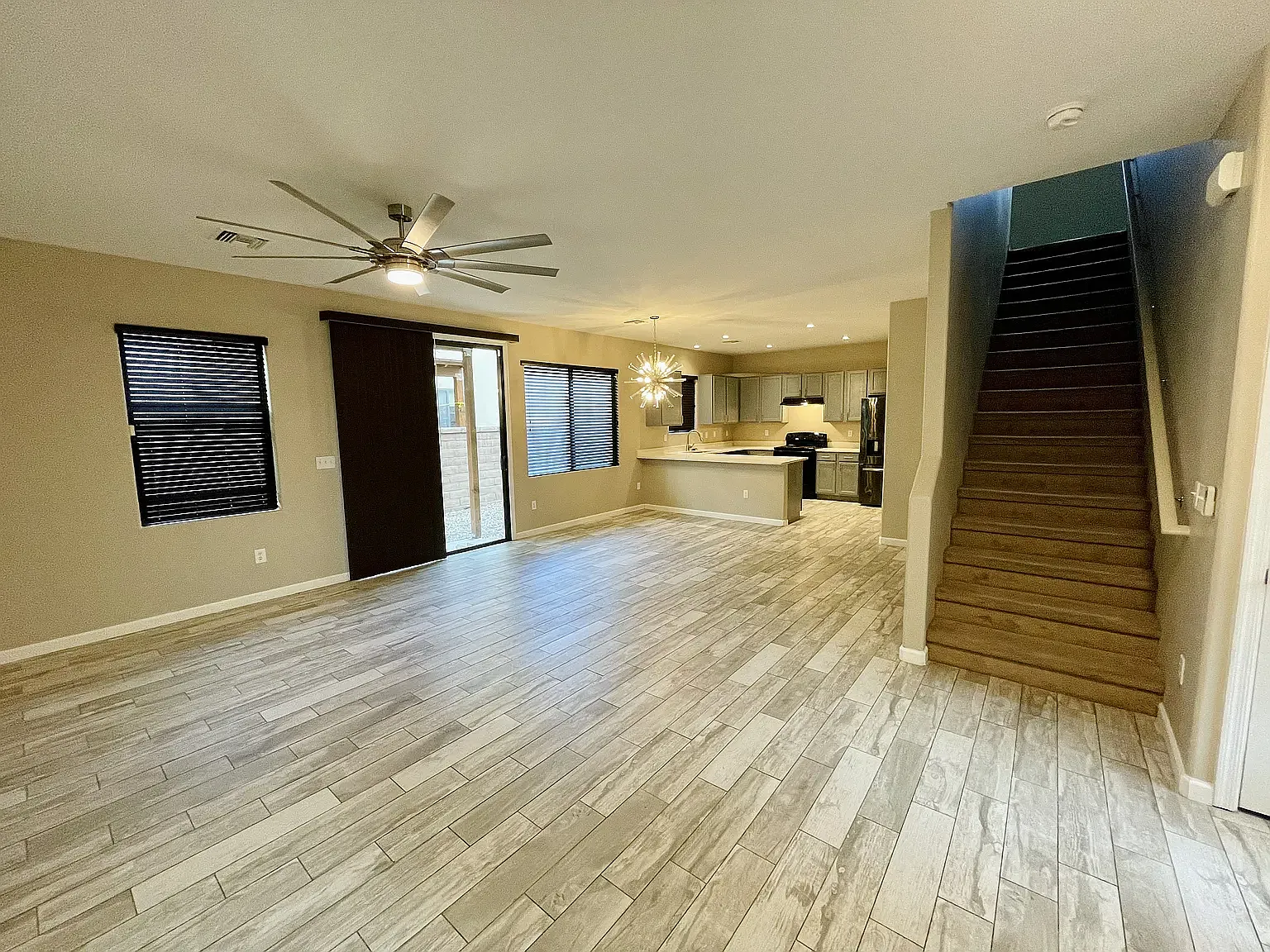 3 bed, 2.5 bath, 1771 sqft, $1,850 — Photo 4