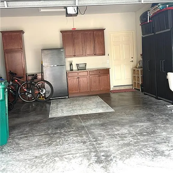 8736 Querce Ct — Photo 38