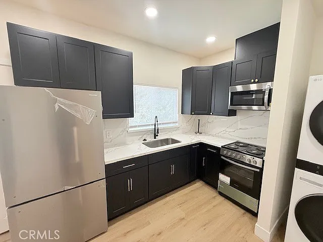 5646 Andasol Ave — Photo 3