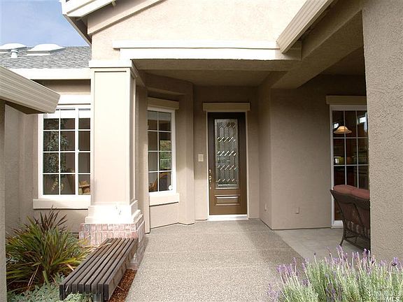 3rd image of 202 Clover Springs Dr