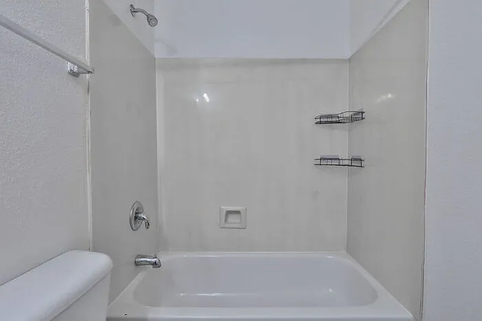 17420 W Calavar Rd — Photo 22