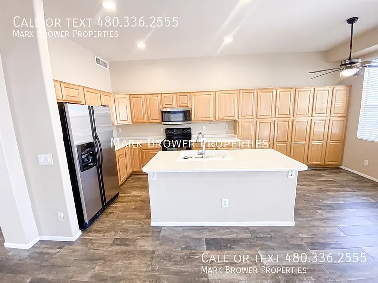 3918 E Juanita Ave — Photo 9