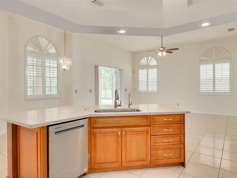 3713 Siena Ln — Photo 11