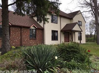 1209 Valley Forge Dr, Defiance, OH 43512