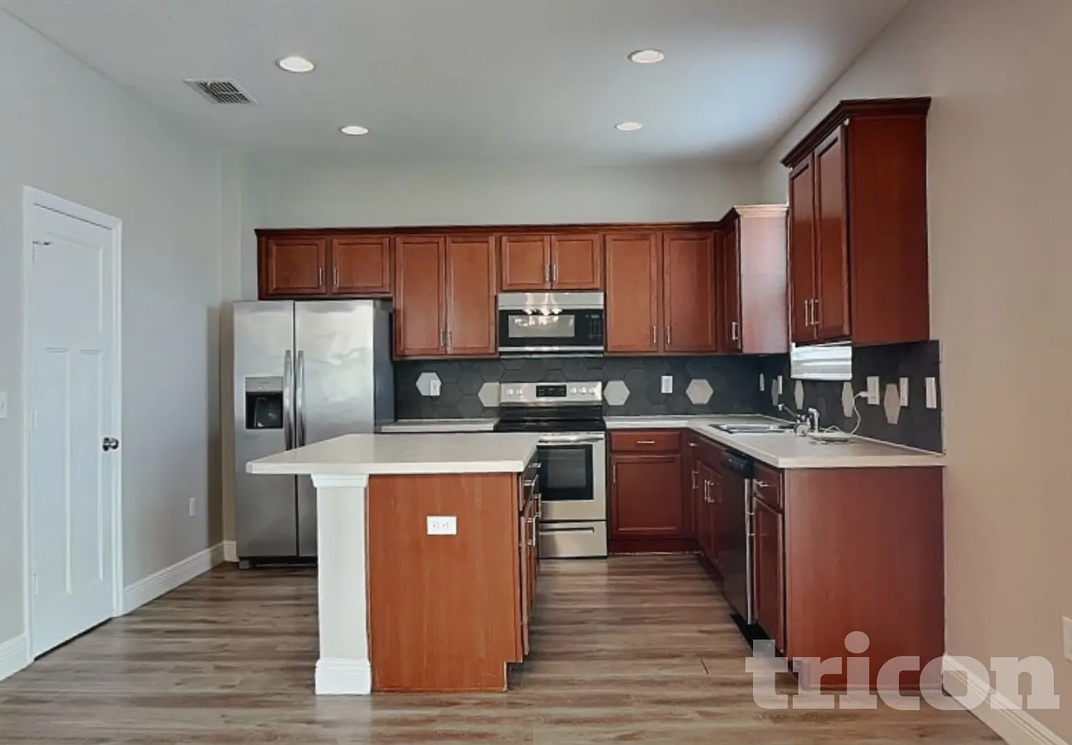 7105 Feather Wood Drive Ruskin FL — Photo 4
