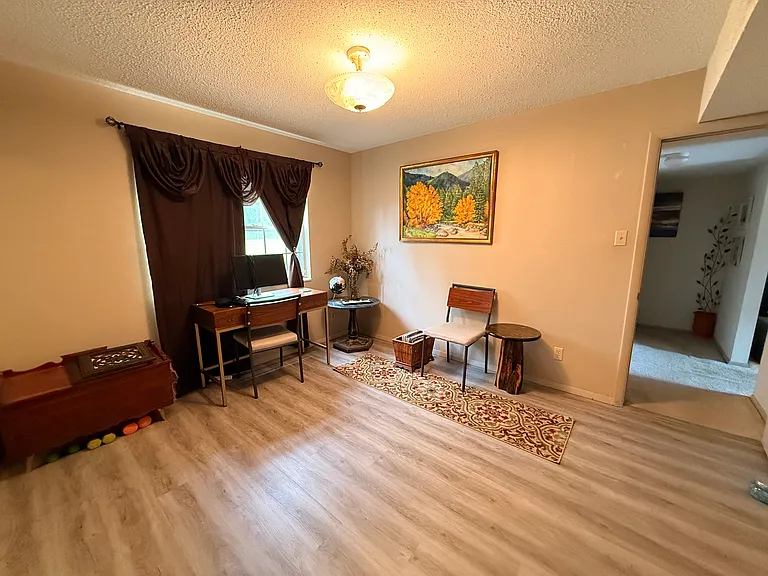 Additional Room could be used as needed, with attached bathroom