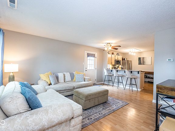 5th image of 2037 Fullwood Dr