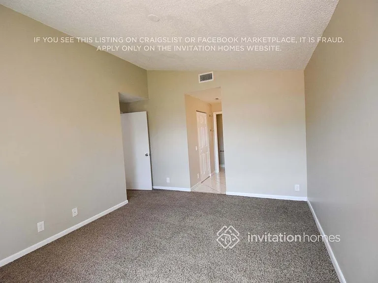 1282 Seagrape Cir — Photo 7