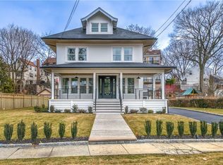 98 Storer Ave, New Rochelle, NY 10801