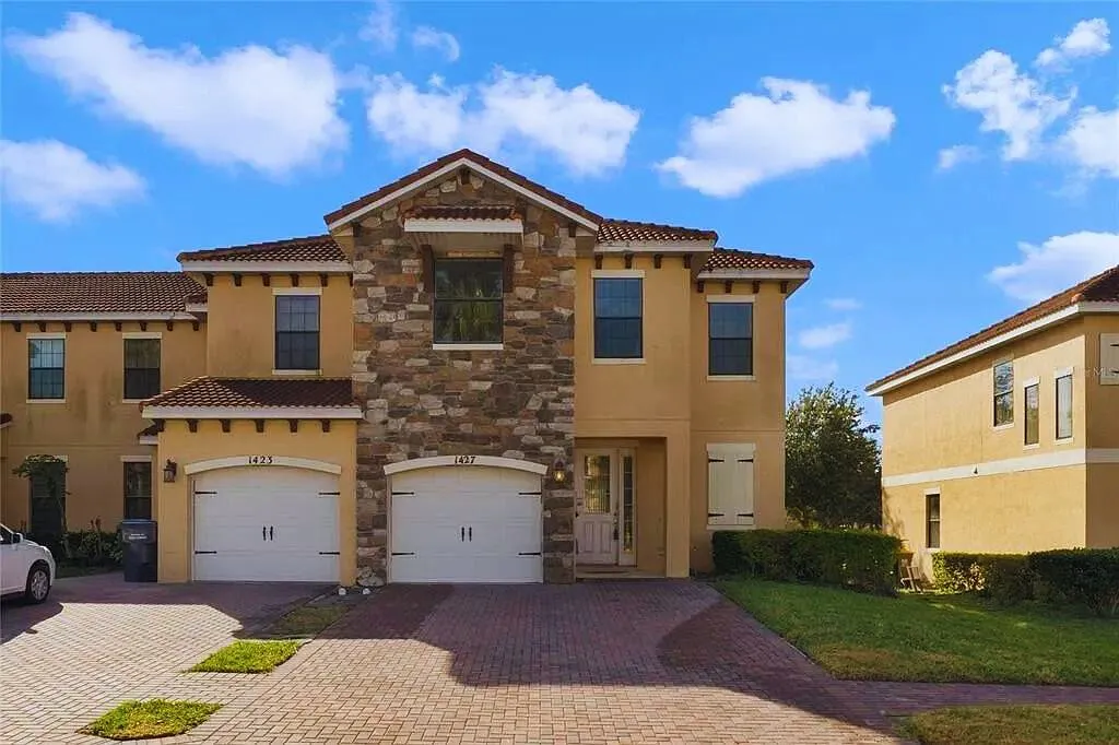 Cypress Creek Community, Poinciana — Photo 1