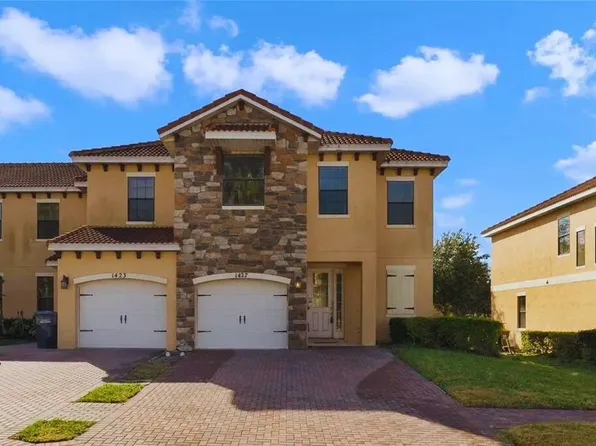 1427 Pacific Rd, Poinciana, FL 34759