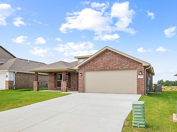 3rd image of 213 Molly Dean Dr