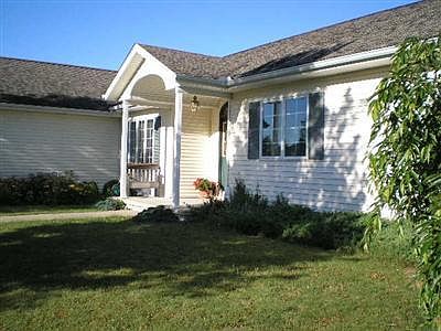 2nd image of 812 Friar Tuck Dr
