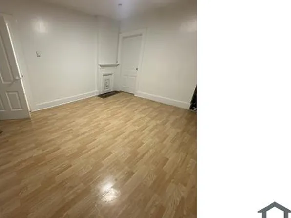 506 1/2 E Maple Ave, La Porte, IN 46350