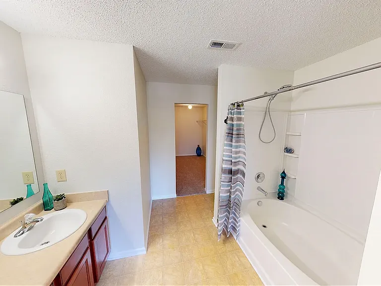 15312 Beam St — Photo 38
