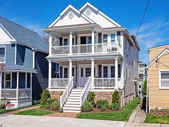 3rd image of 432 Asbury Ave #2