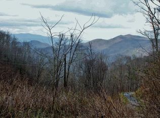 1370 E Cullisia Rd, Bryson City, NC 28713