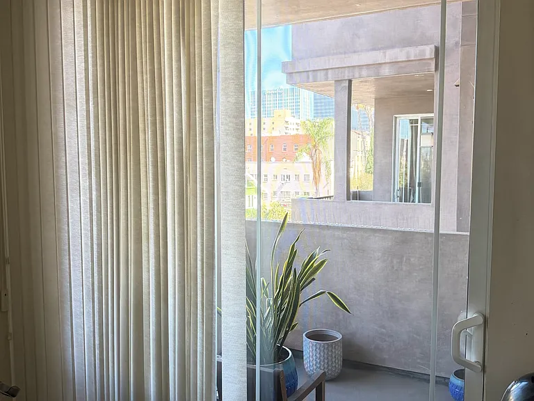 848 Irolo St #205 — Photo 9