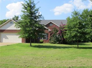 902 Church St, Alma, AR 72921