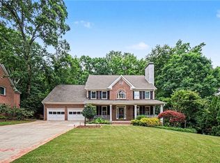 649 Goldenwood Ct, Powder Springs, GA 30127