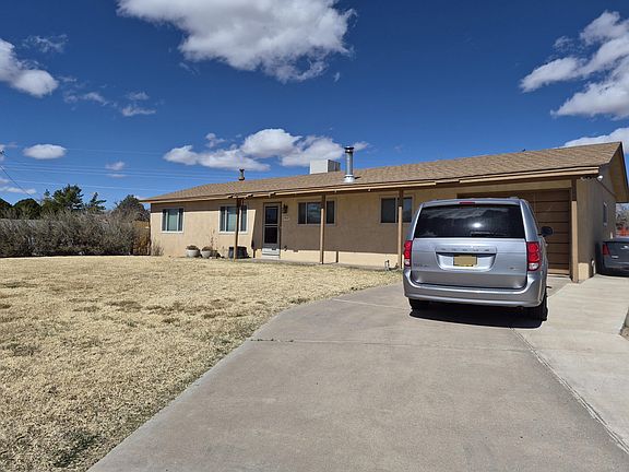 5th image of 3601 33rd Cir SE