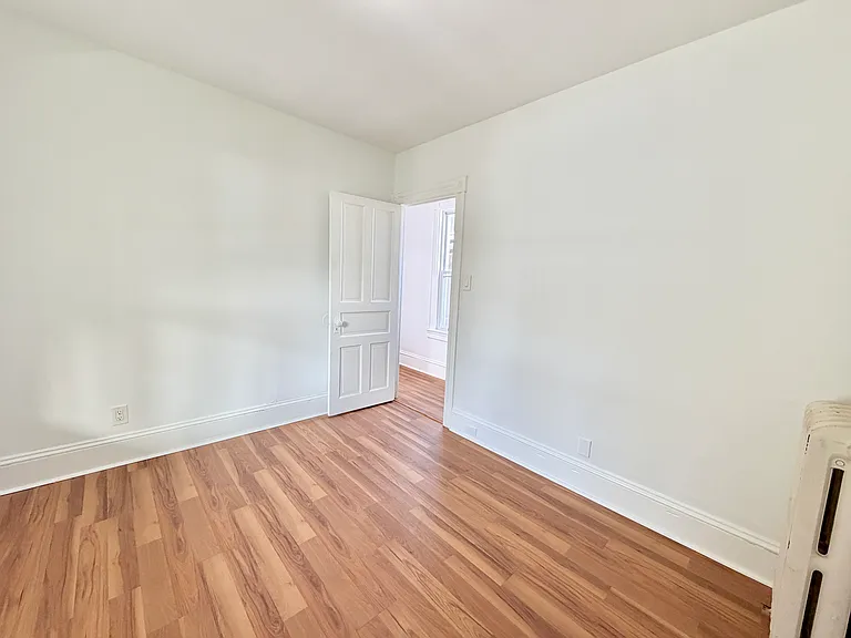 122 Summit Ave #2 — Photo 17