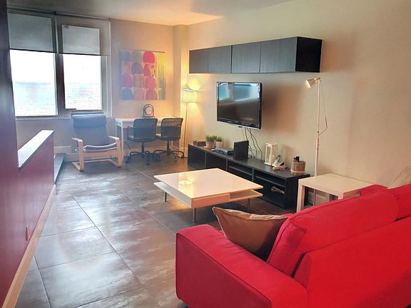 5th image of 2301 Collins Ave APT 1443