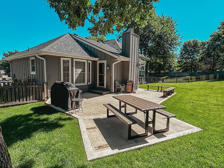 8133 Swarner Dr — Photo 22