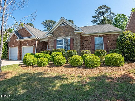 2nd image of 339 Fairways Dr