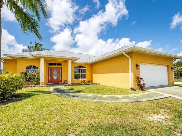 220 SE Verada Avenue, Port St Lucie, FL 34983