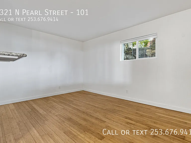 5321 N Pearl St #101 — Photo 2